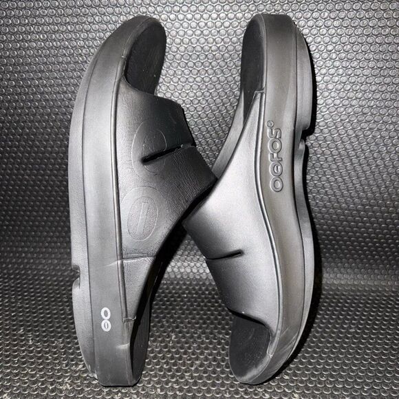 OOFOS OOahh Slide Sandals Black Comfort Recovery Beach Sandal Men’s 10 Womens 12 - Picture 5 of 8